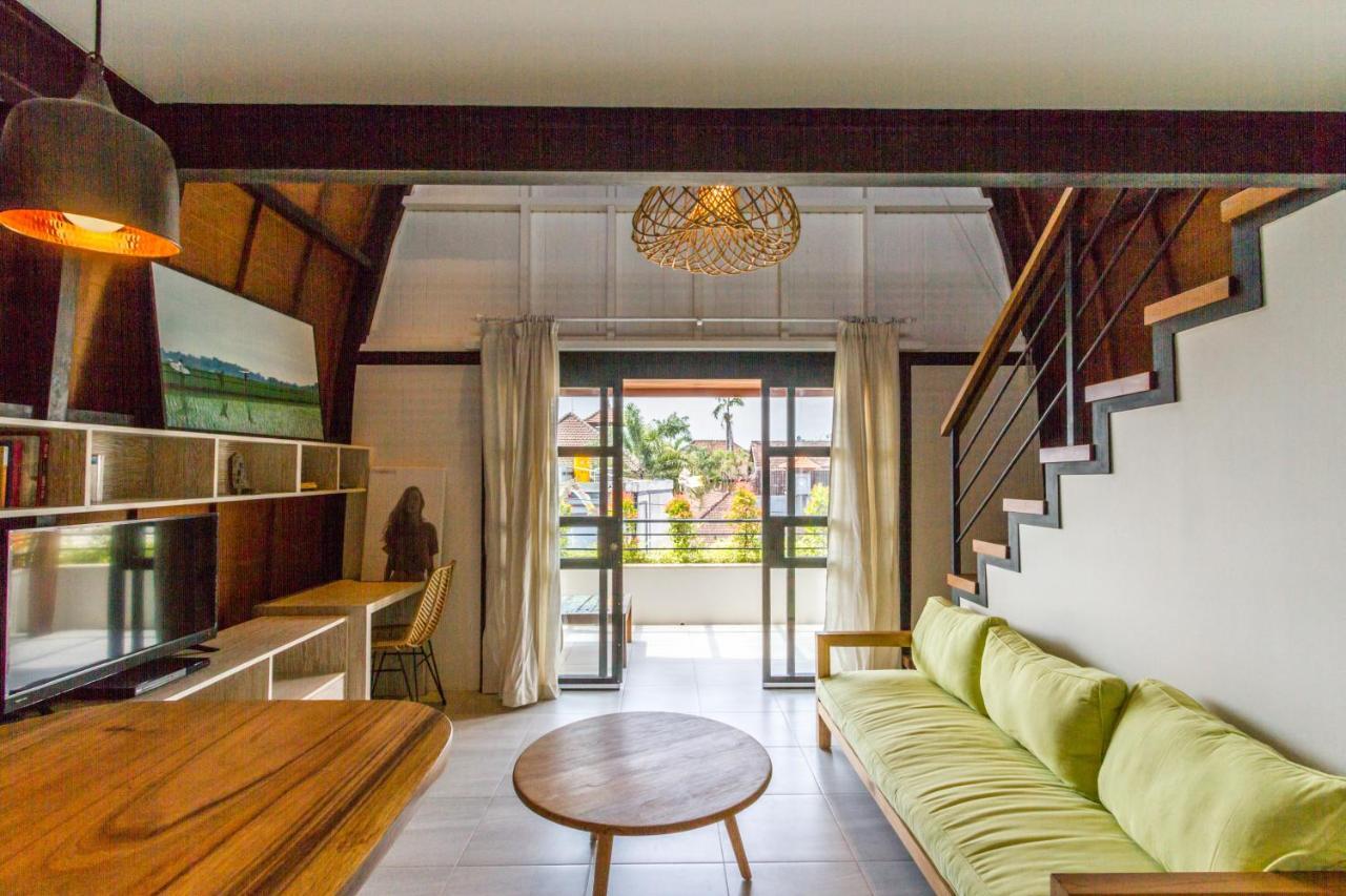 Batu Bolong Studio Canggu  Bilik gambar